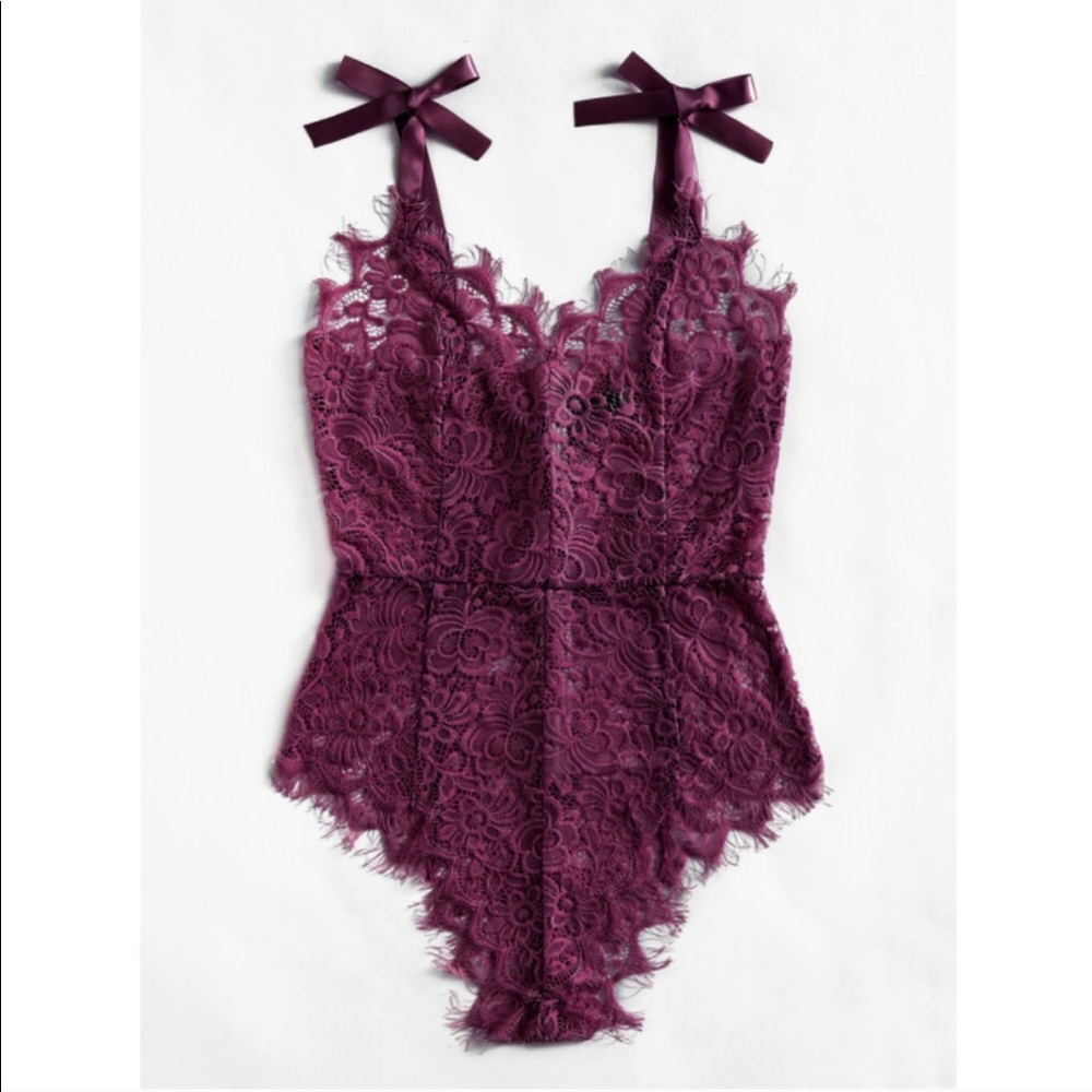 1 Left!✨Adorable Maroon Lace Tie Up Sheer Bodysuit - Picture 3 of 5